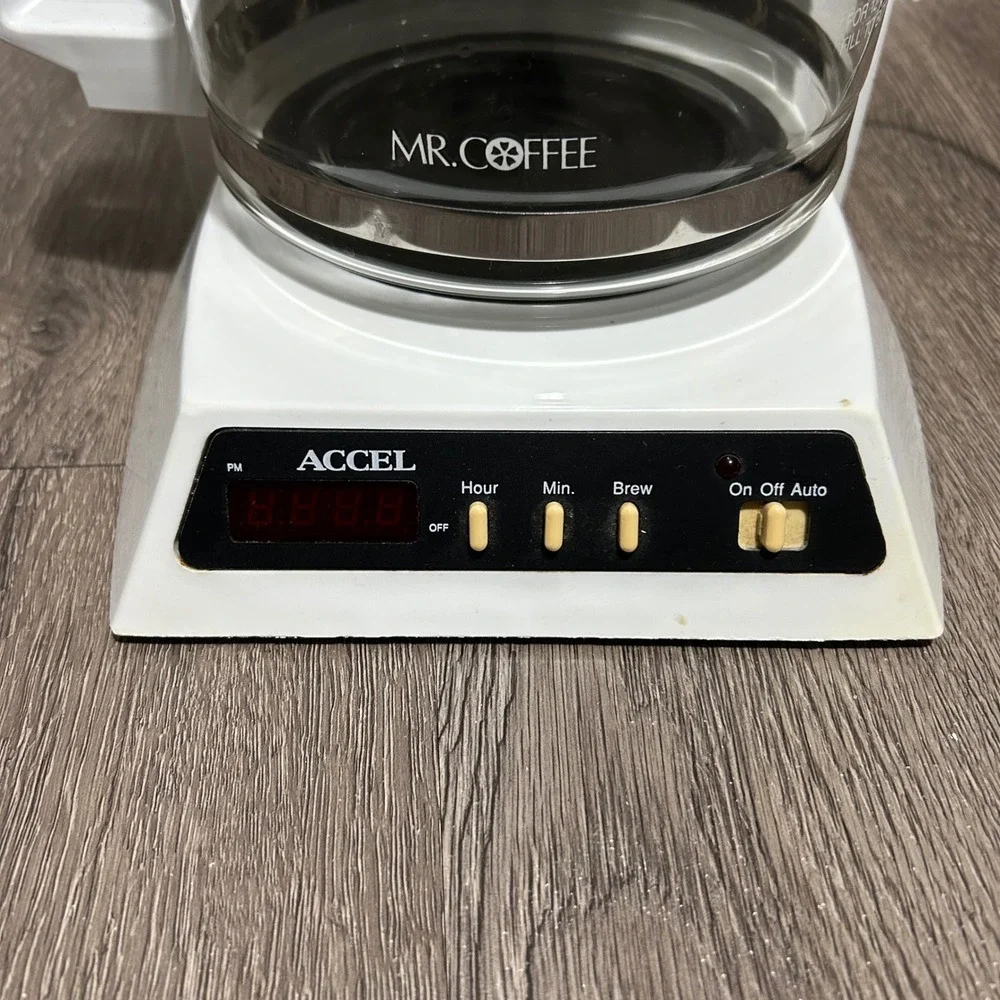 Mr. Coffee Accel PRX20 Coffee Maker 10 Cup White Vintage Programmable‎ Drip Brew